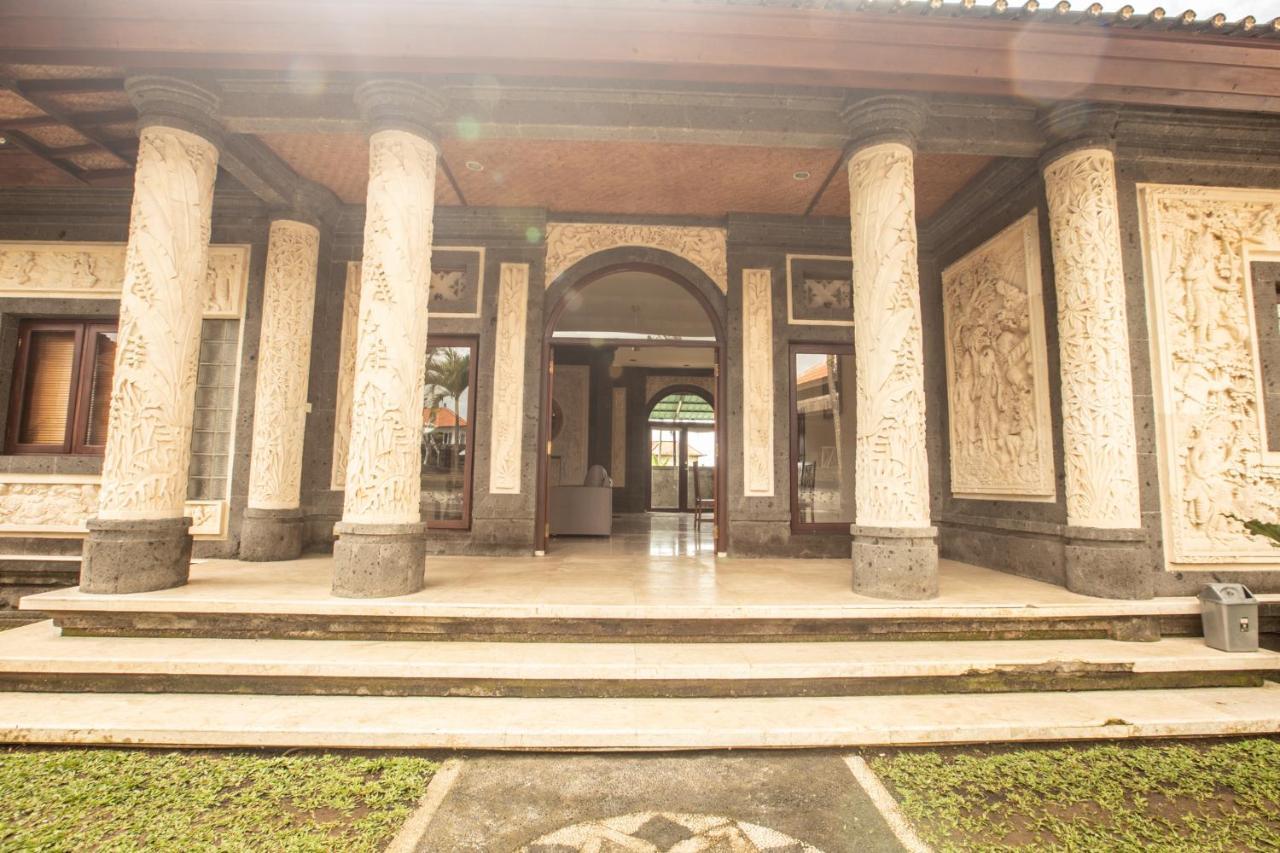 Arbathu Villa Ubud Exterior photo