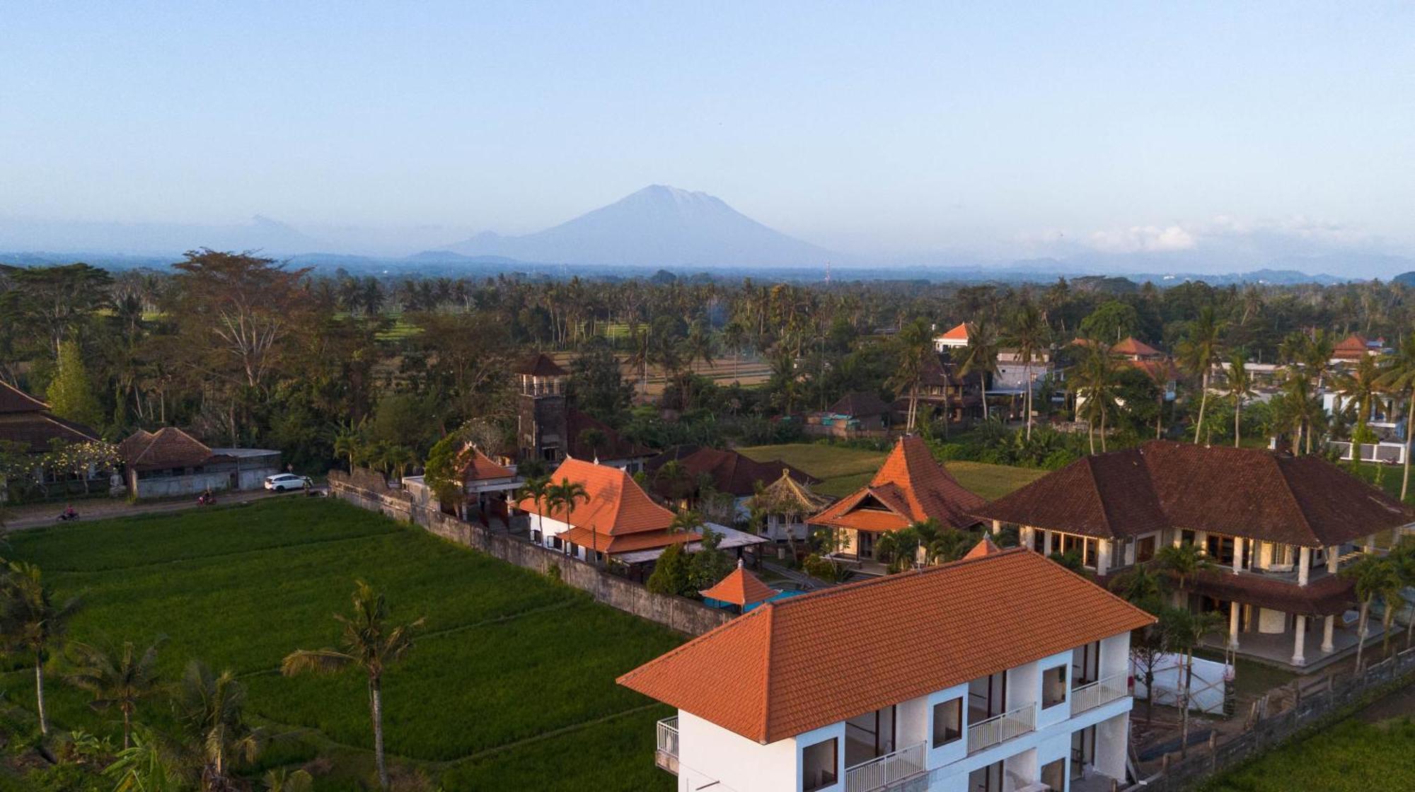 Arbathu Villa Ubud Exterior photo