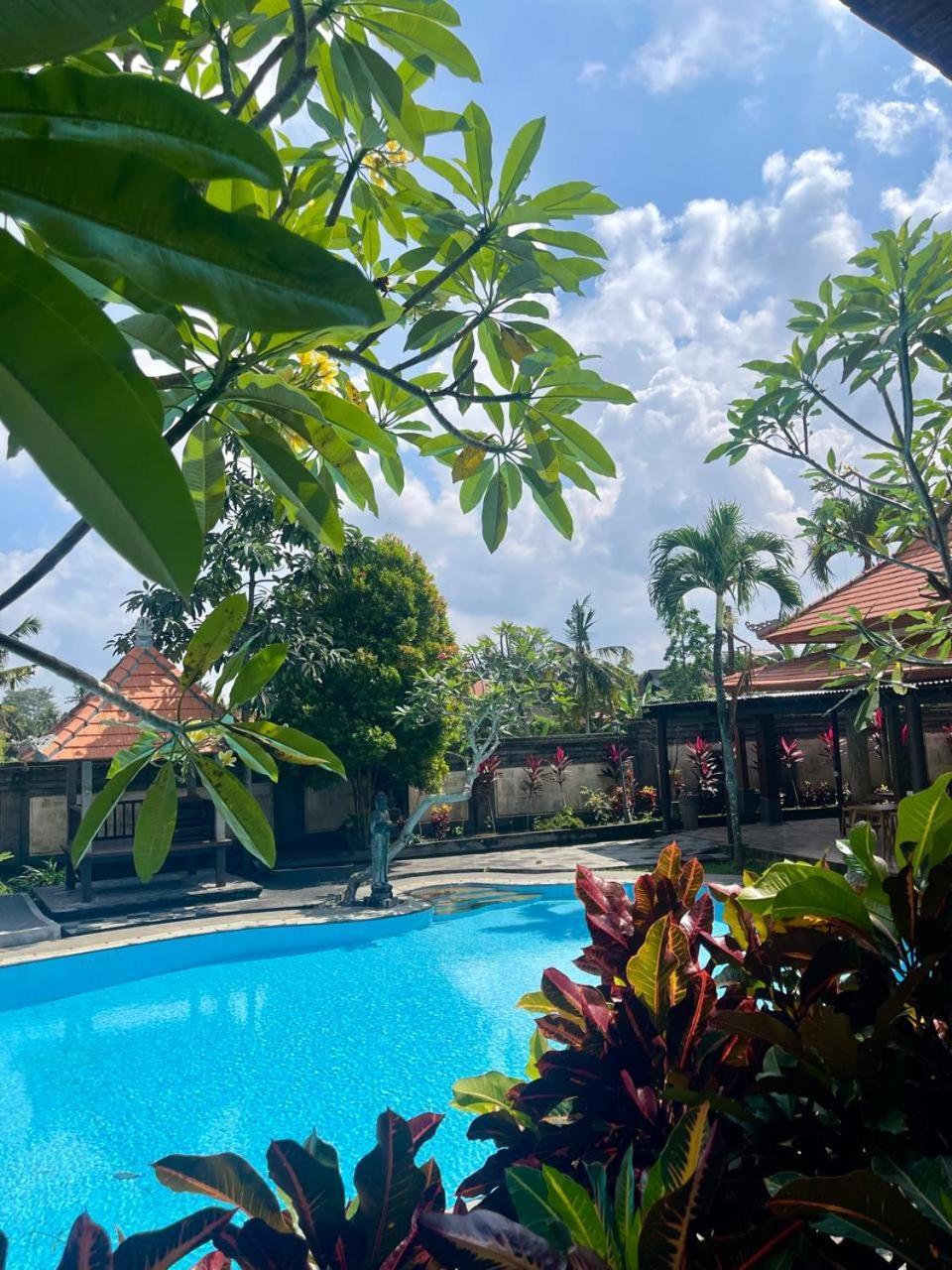Arbathu Villa Ubud Exterior photo